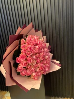 52 100 Aqua Roses Compact